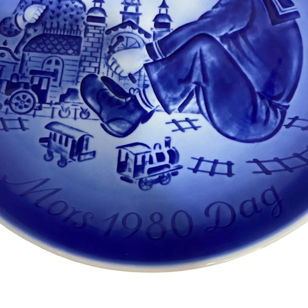 DESIREE DENMARK Decorative Christmas Plate 1980 Old Copenhagen Blue